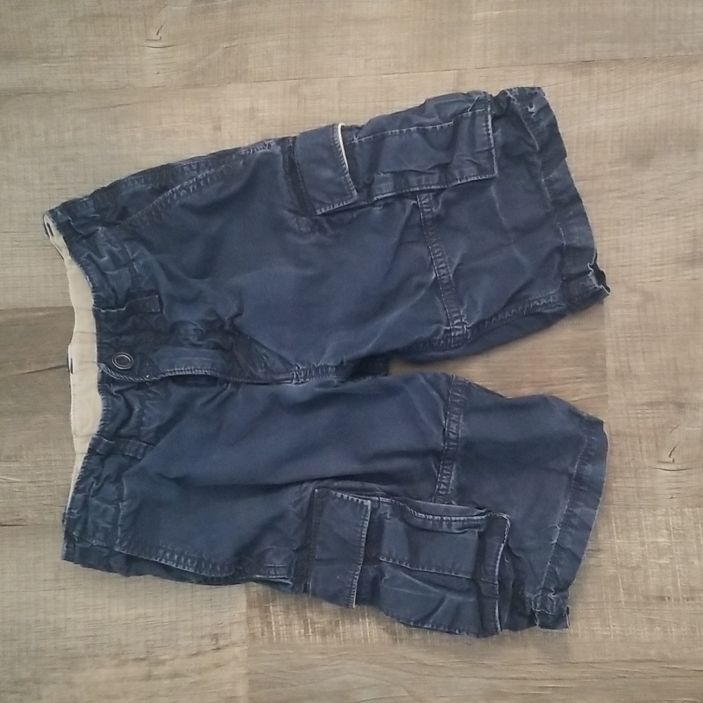 Size 7 Gap boys shorts